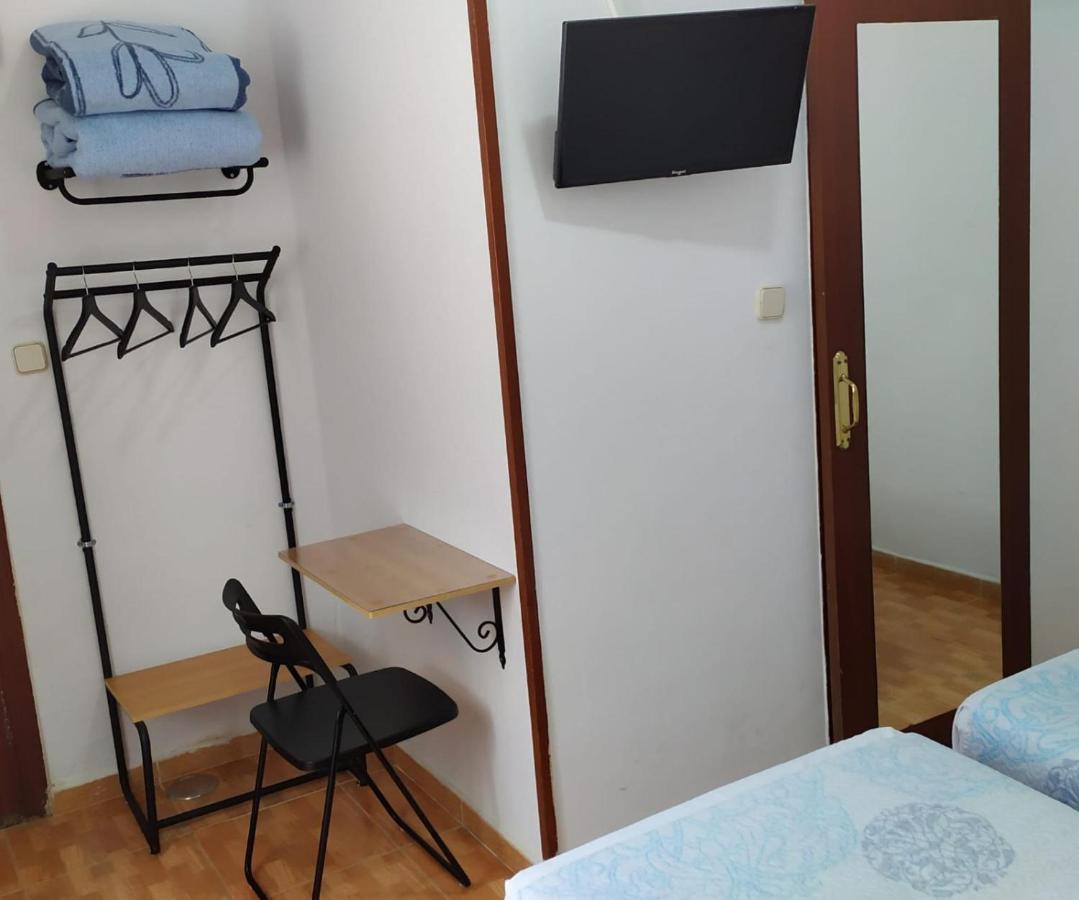 Hostal Miami Мадрид Экстерьер фото